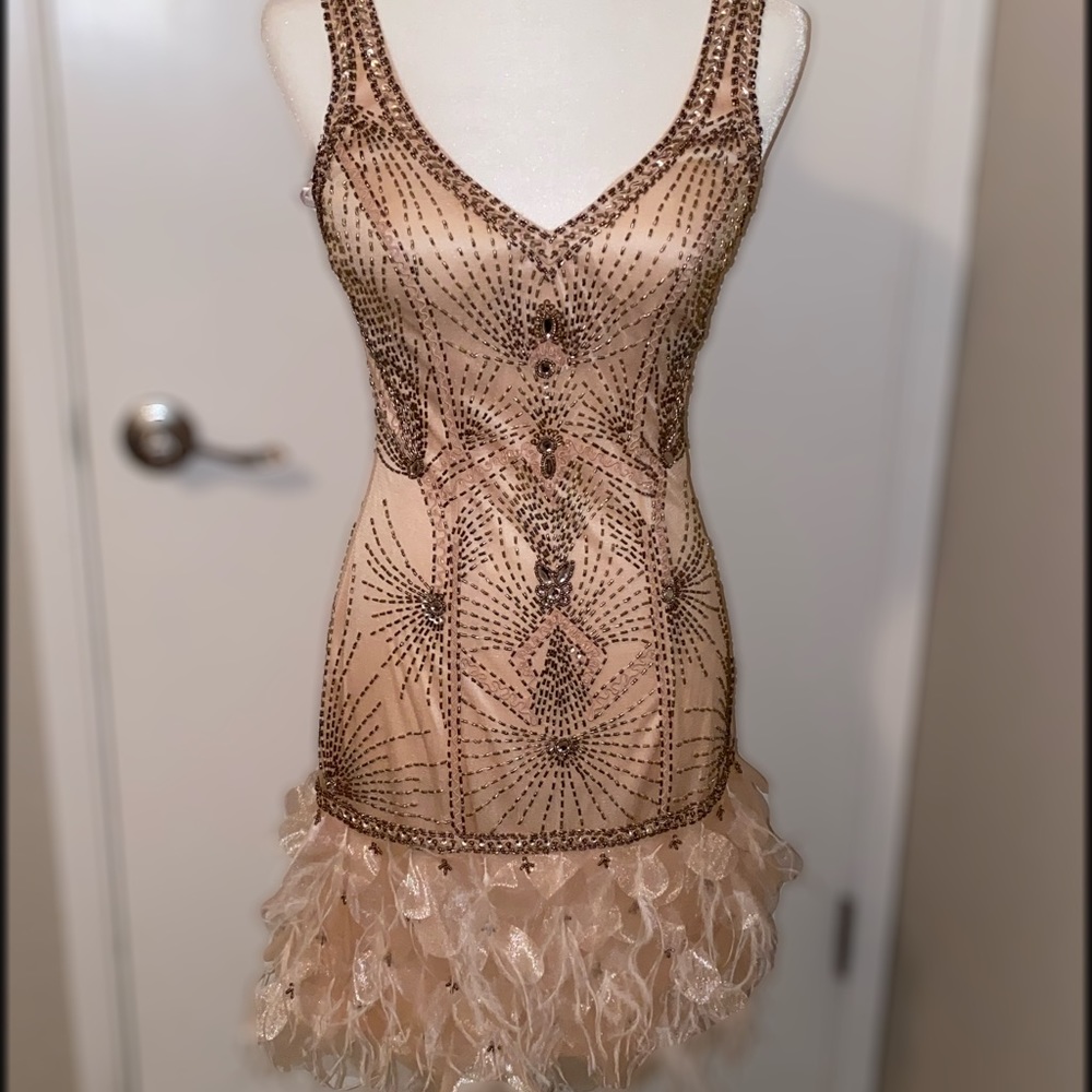 Sue Wong. New with tags.